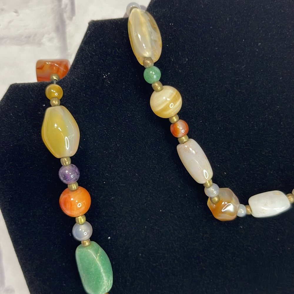 Vintage Multi-Colored Polished Agate Stone Beaded Necklace with Bronze Beads 17" - Picture 6 of 9